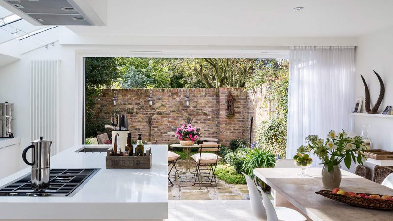 7 Reasons Why Bifold Doors Are a Good Idea for Your Kitchen